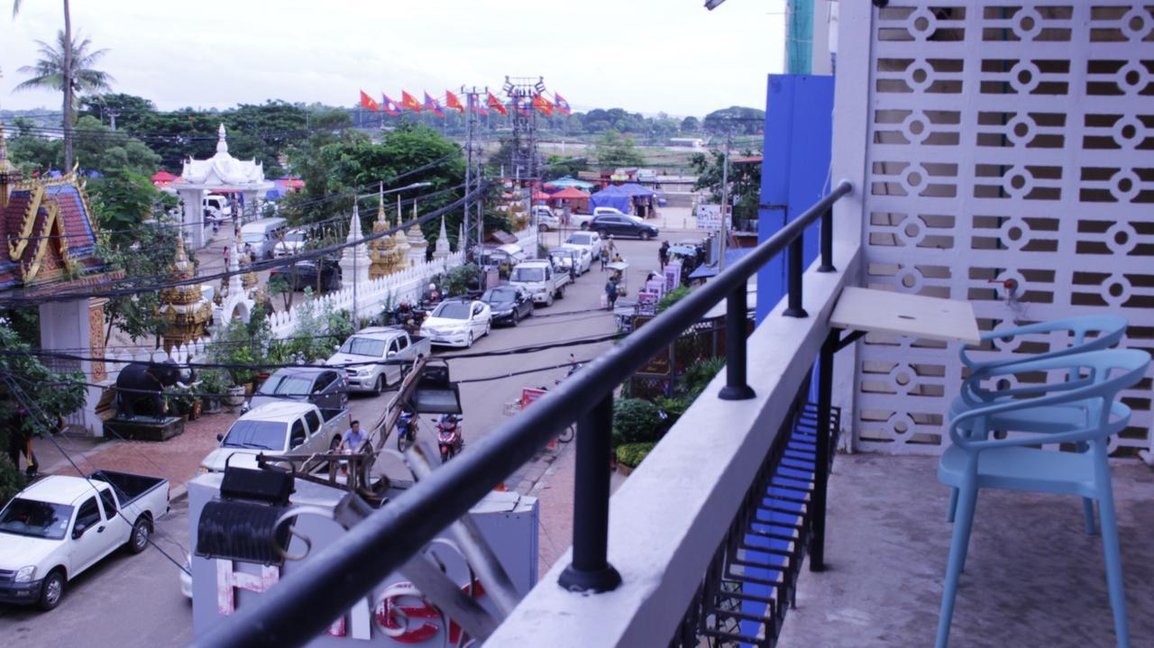 Mekong Riverside Виентиане Екстериор снимка