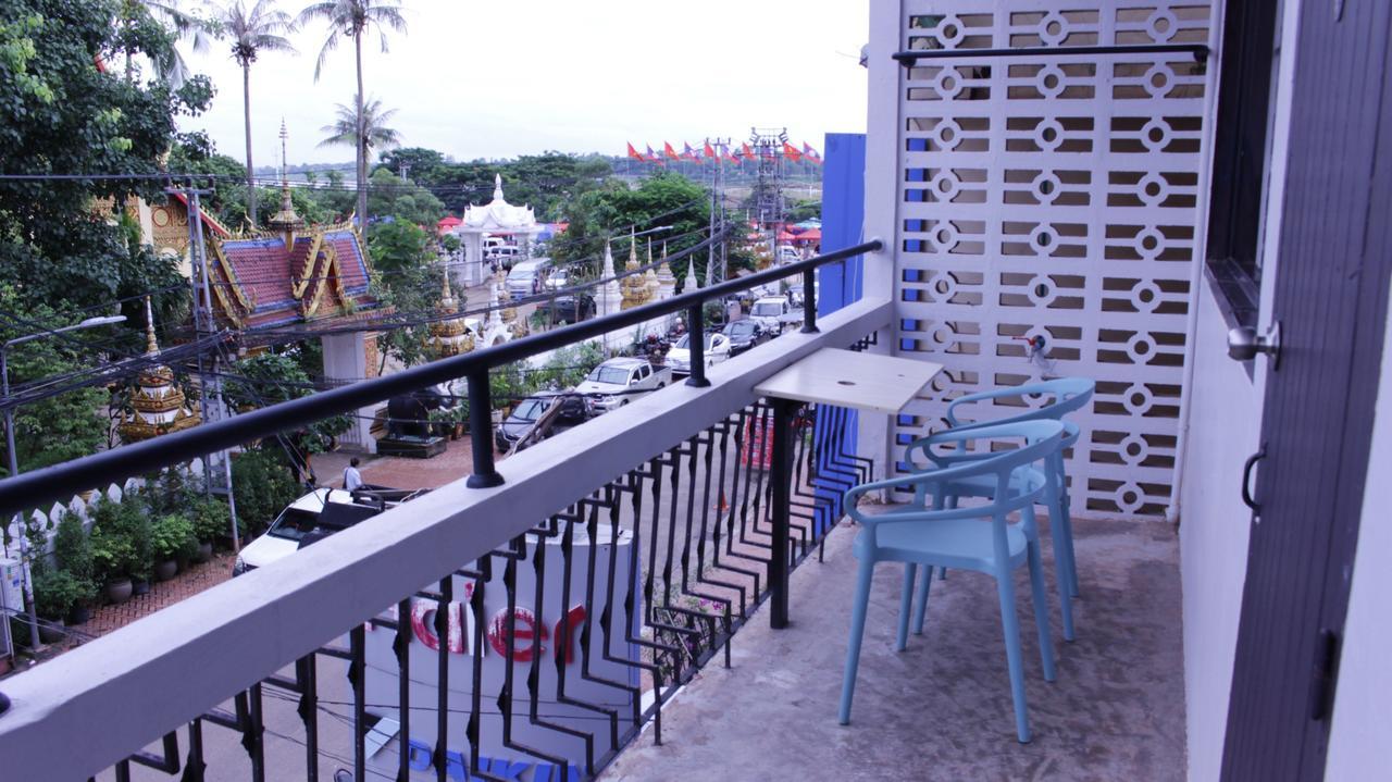 Mekong Riverside Виентиане Екстериор снимка